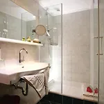 Der Kaerntnerhof Am Weissensee, Seehotel & Seeapartments Direkt Am