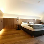 Seehotel&seeapartments Kärntnerhof- Direkt Am See!
