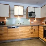 Hotel Seehotel&seeapartments Kärntnerhof- Direkt Am See!