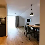 Seehotel&seeapartments Kärntnerhof- Direkt Am See! Hotel