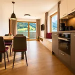 Der Kaerntnerhof Am Weissensee, Seehotel & Seeapartments Direkt Am 3* Weissensee