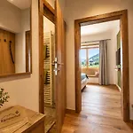 Der Kaerntnerhof Am Weissensee, Seehotel & Seeapartments Direkt Am Szálloda Weissensee