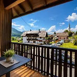 Hotel Der Kaerntnerhof Am Weissensee, Seehotel & Seeapartments Direkt Am