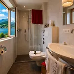 Der Kaerntnerhof Am Weissensee, Seehotel & Seeapartments Direkt Am Hotel Weissensee