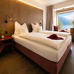 Szálloda Der Kaerntnerhof Am Weissensee, Seehotel & Seeapartments Direkt Am Weissensee