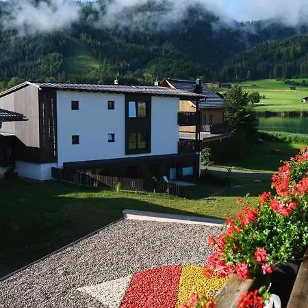 호텔 Seehotel & Seeapartments Kaerntnerhof- Direkt Am See! 바이센제