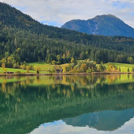 Seehotel & Seeapartments Kaerntnerhof- Direkt Am See! Weissensee