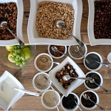 Hotel Seehotel & Seeapartments Kaerntnerhof- Direkt Am See! 3*