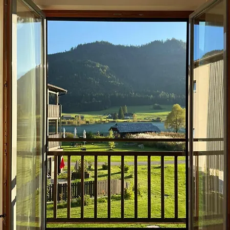 Der Kaerntnerhof Am Weissensee, Seehotel & Seeapartments Direkt Am 酒店 魏森湖