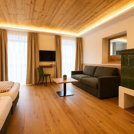 Der Kaerntnerhof Am Weissensee, Seehotel & Seeapartments Direkt Am 3*