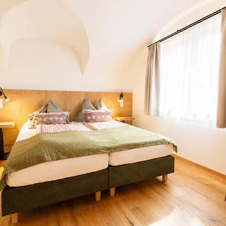 Der Kaerntnerhof Am Weissensee, Seehotel & Seeapartments Direkt Am Hotel 3*