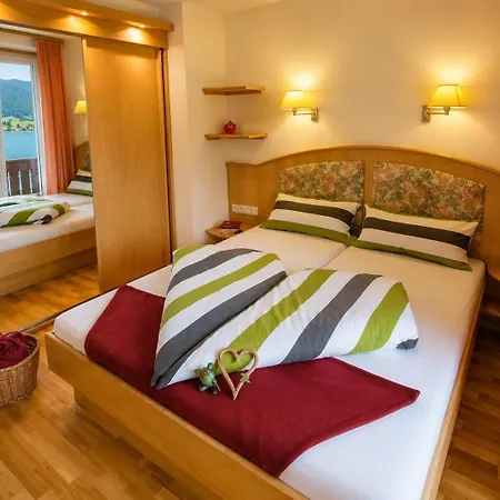Der Kaerntnerhof Am Weissensee, Seehotel & Seeapartments Direkt Am 酒店