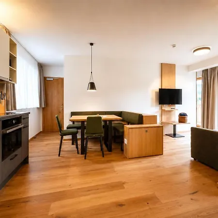 酒店 Der Kaerntnerhof Am Weissensee, Seehotel & Seeapartments Direkt Am 3*