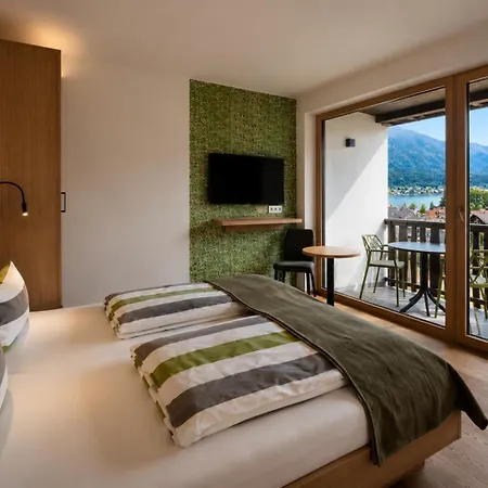 Der Kaerntnerhof Am Weissensee, Seehotel & Seeapartments Direkt Am 酒店 魏森湖
