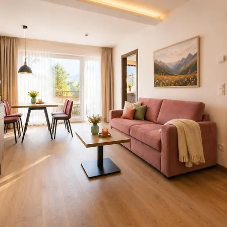 Der Kaerntnerhof Am Weissensee, Seehotel & Seeapartments Direkt Am 3*