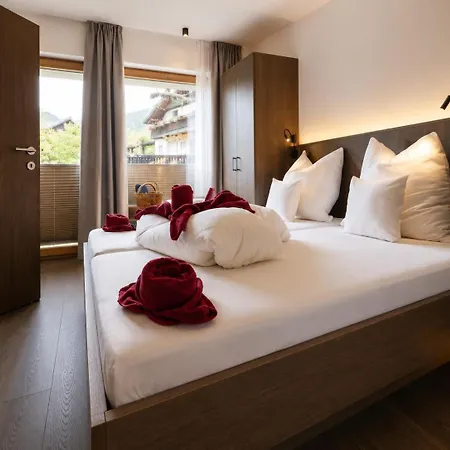 Hotel Der Kaerntnerhof Am Weissensee, Seehotel & Seeapartments Direkt Am Weissensee