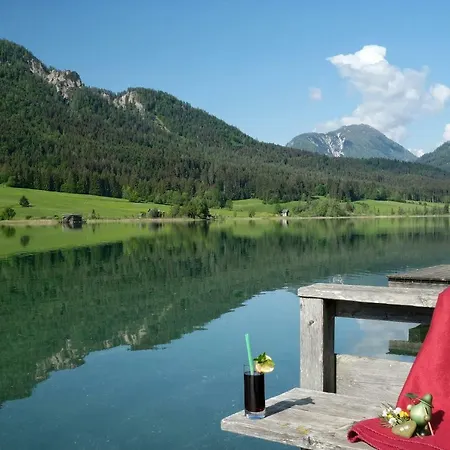 Hotel Seehotel & Seeapartments Kaerntnerhof- Direkt Am See! Weissensee