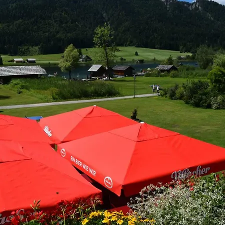 Seehotel & Seeapartments Kaerntnerhof- Direkt Am See! Hotel Weissensee