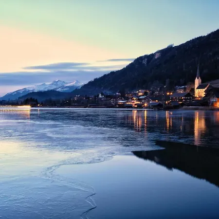 Hotel Seehotel & Seeapartments Kaerntnerhof- Direkt Am See! 3*
