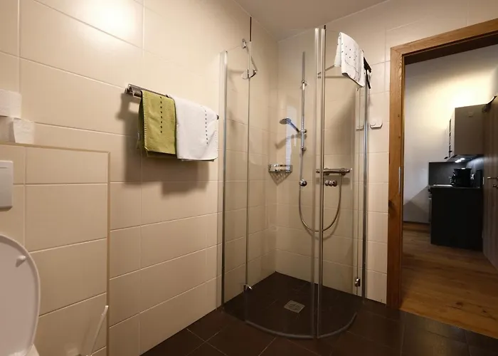 Der Kaerntnerhof Am Weissensee, Seehotel & Seeapartments Direkt Am Hotel Weissensee