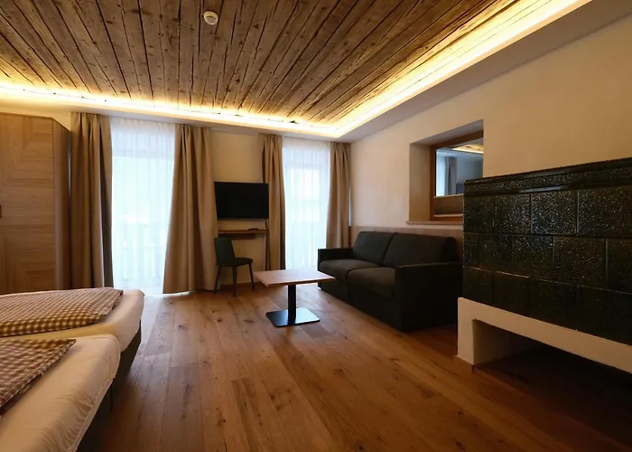 Hotel Der Kaerntnerhof Am Weissensee, Seehotel & Seeapartments Direkt Am Weissensee