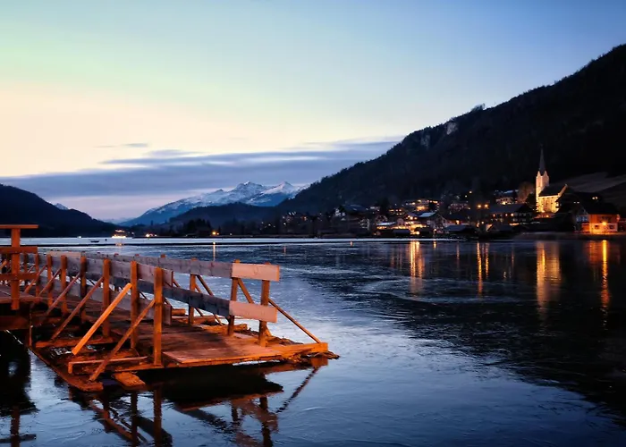 Hotel Der Kaerntnerhof Am Weissensee, Seehotel & Seeapartments Direkt Am Weissensee