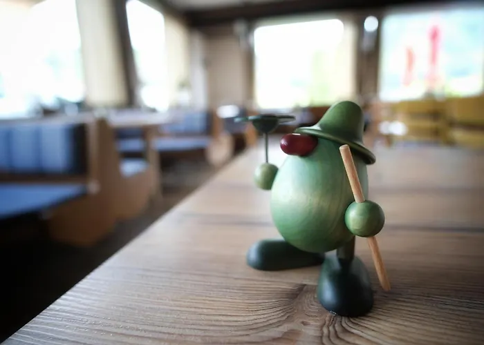 Der Kaerntnerhof Am Weissensee, Seehotel & Seeapartments Direkt Am Hotel