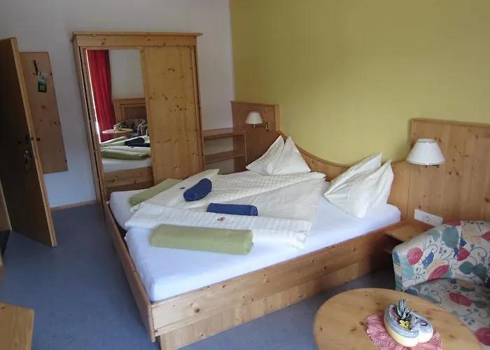 Der Kaerntnerhof Am Weissensee, Seehotel & Seeapartments Direkt Am 3* Weissensee